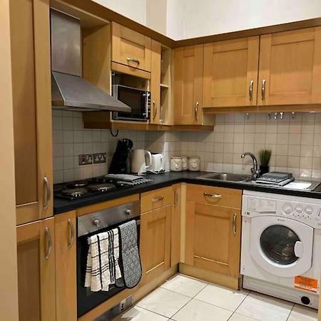 Victorian Stay In Ocean Village Southampton Zewnętrze zdjęcie