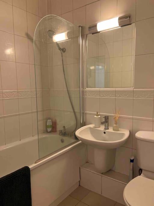 Victorian Stay In Ocean Village Southampton Zewnętrze zdjęcie